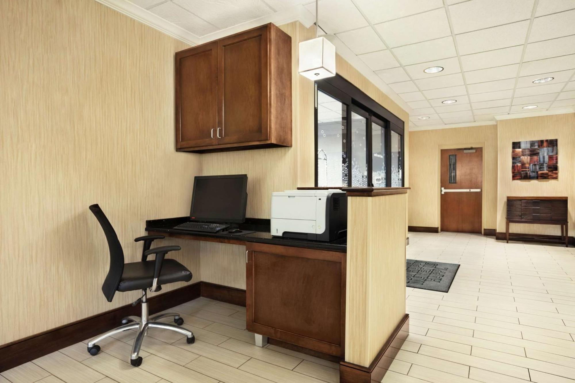 Hampton Inn Richmond/Ashland Zewnętrze zdjęcie