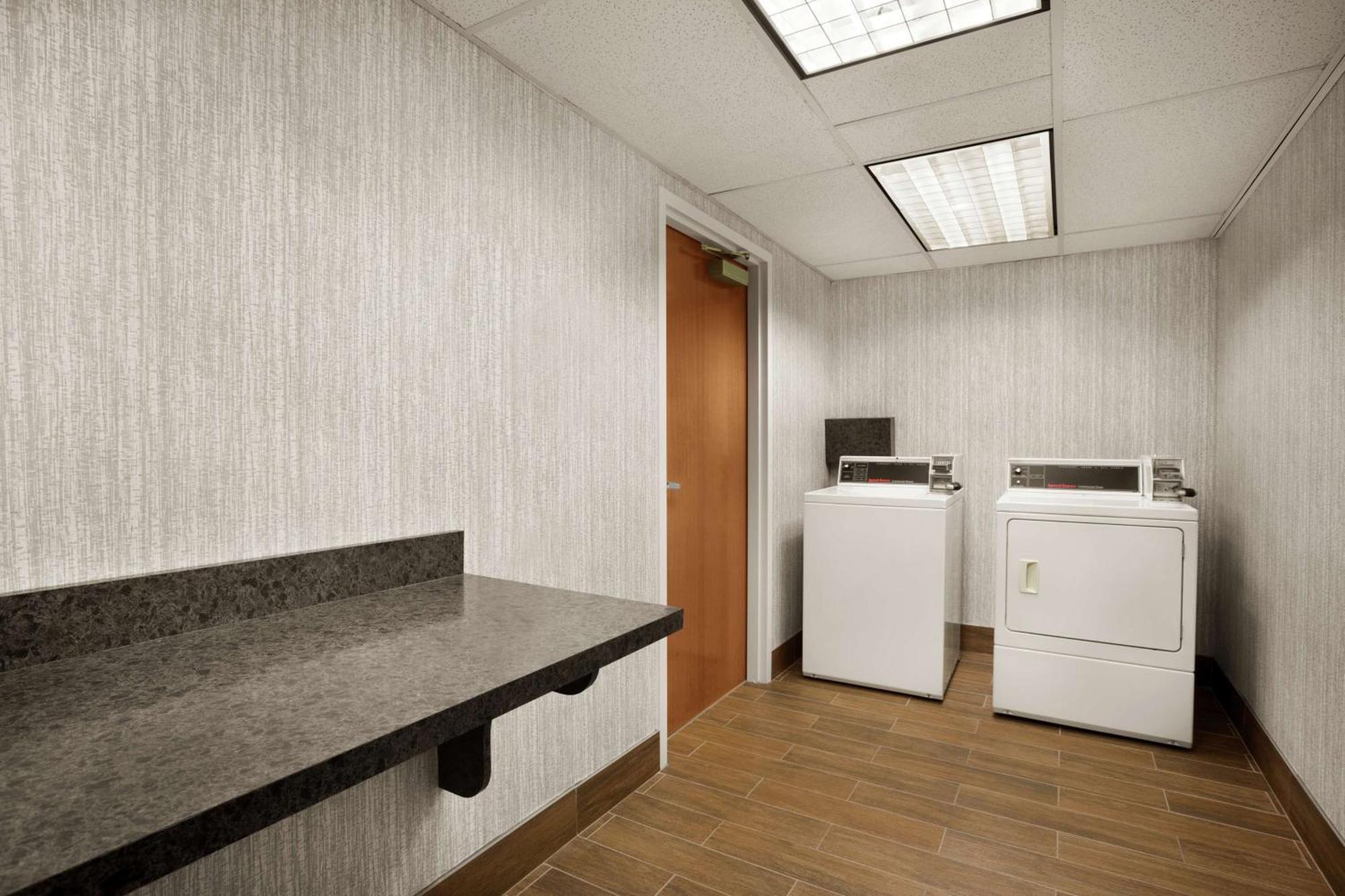 Hampton Inn Richmond/Ashland Zewnętrze zdjęcie